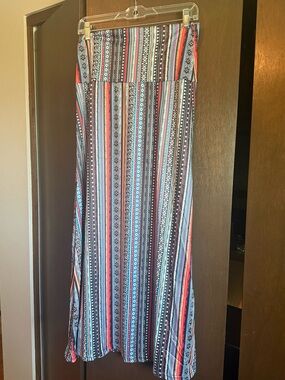 Zando NWT Boho Aztec Maxi Skirt Size Medium Tribal Print High Waist